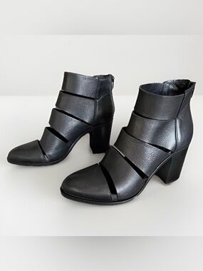 STEVEN by Steve Madden Italian Leather Ankle Boots Sz 37 US 6.5 Black Whimsigoth